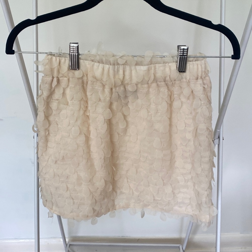 Coveted Clothing Mini Skirt Cream Size Small